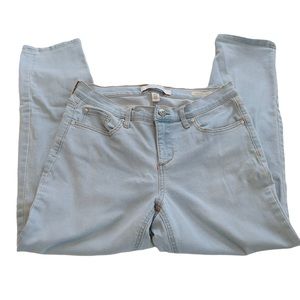 Vintage X America light blue weekend crop jean.  8/29